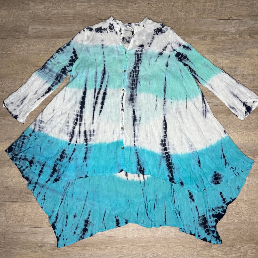XCVI Gauzy Hi Low Shark Bite Button Top Beach Coastal Boxy Lagenlook Artsy Dye